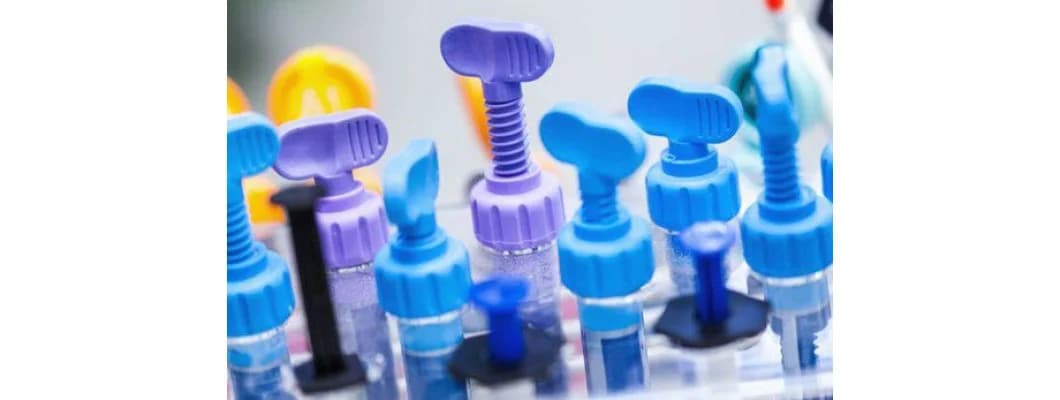 How to choose a dental composite: universal, bulk-fill, flowable and fibre-reinforced